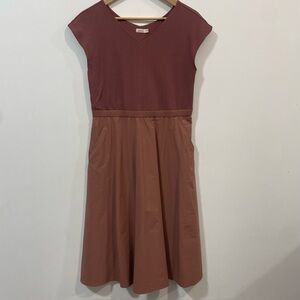 Chic Mauve Midi Dress